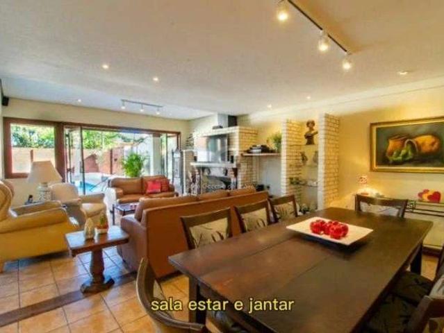 Casa / Sobrado para Venda em Porto Alegre/RS Jardim Isabel 4 Quartos