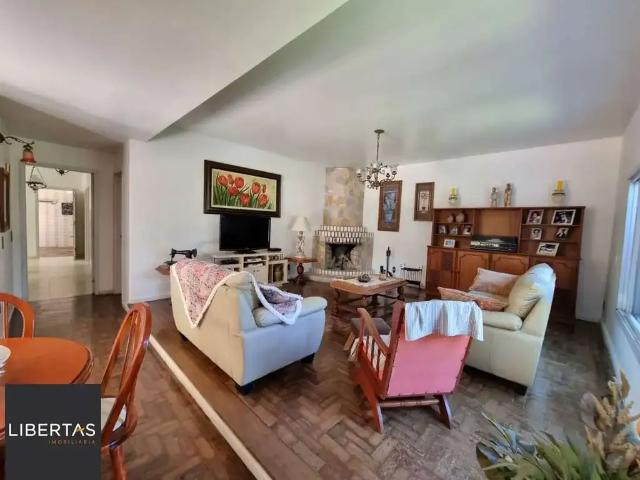 Casa / Sobrado para Venda em Porto Alegre/RS Jardim Isabel 5 Quartos