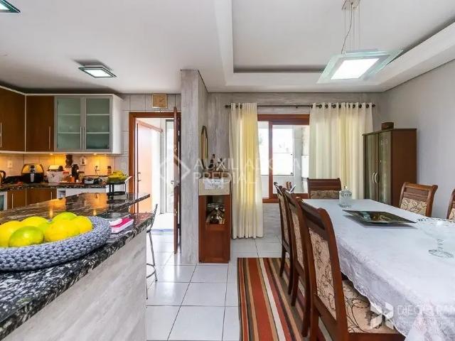 Casa / Sobrado para Venda em Porto Alegre/RS Jardim Itu Sabará 4 Quartos