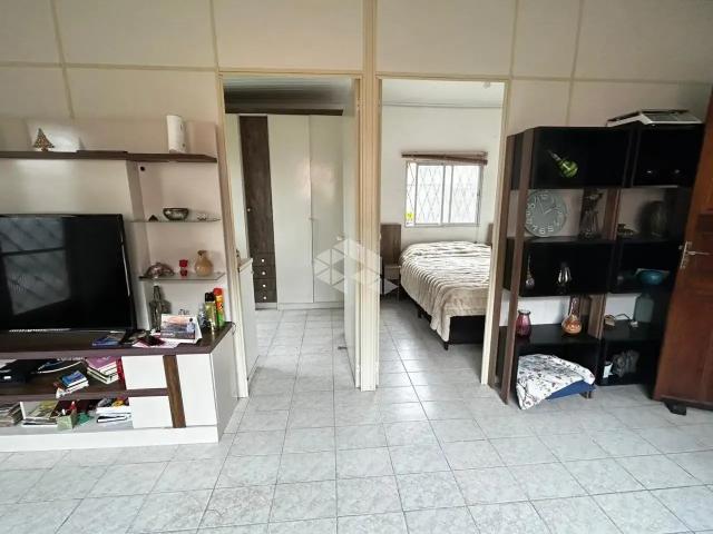 Casa / Sobrado para Venda em Porto Alegre/RS Jardim Itu 2 Quartos