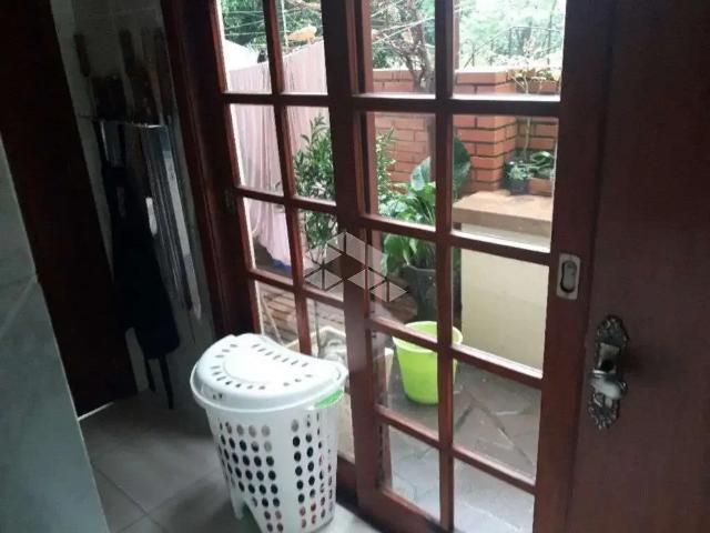 Casa / Sobrado para Venda em Porto Alegre/RS Jardim Itu 2 Quartos