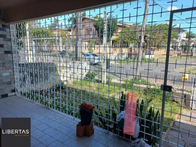 Casa / Sobrado para Venda em Porto Alegre/RS Jardim Itu 3 Quartos