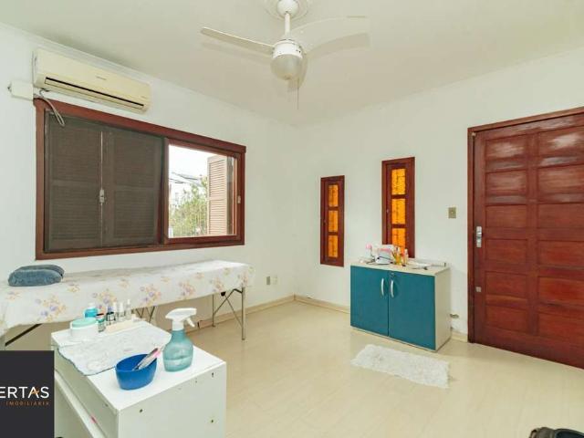 Casa / Sobrado para Venda em Porto Alegre/RS Jardim Itu 3 Quartos