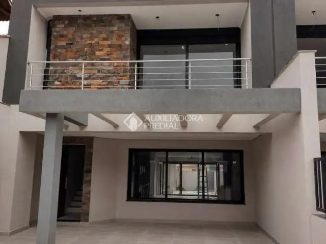 Casa / Sobrado para Venda em Porto Alegre/RS Jardim Itu 3 Quartos