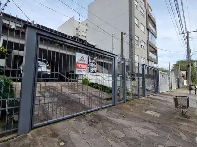 Casa / Sobrado para Venda em Porto Alegre/RS Jardim Itu 3 Quartos