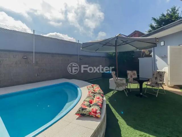 Casa / Sobrado para Venda em Porto Alegre/RS Jardim Itu 3 Quartos