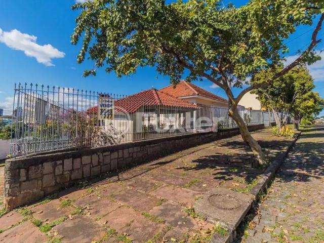 Casa / Sobrado para Venda em Porto Alegre/RS Jardim Itu Sabará 3 Quartos