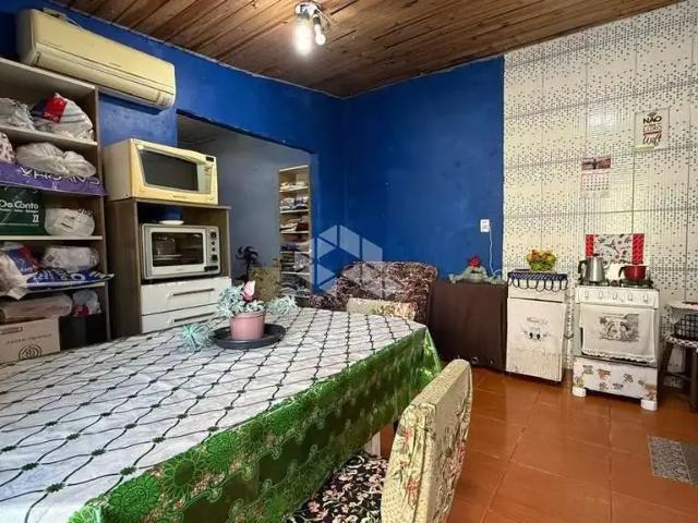 Casa / Sobrado para Venda em Porto Alegre/RS Jardim Itu 2 Quartos