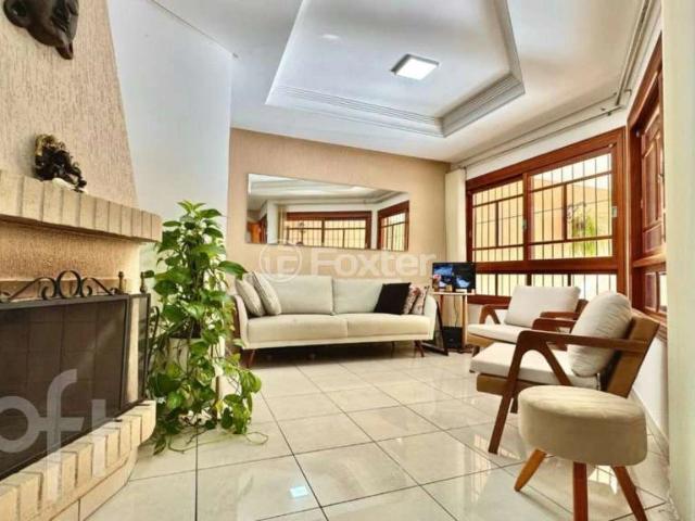 Casa / Sobrado para Venda em Porto Alegre/RS Jardim Itu 3 Quartos
