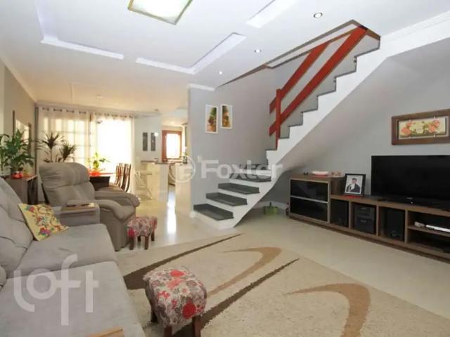 Casa / Sobrado para Venda em Porto Alegre/RS Jardim Itu 3 Quartos
