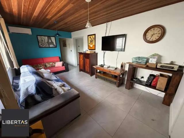 Casa / Sobrado para Venda em Porto Alegre/RS Jardim Itu 3 Quartos