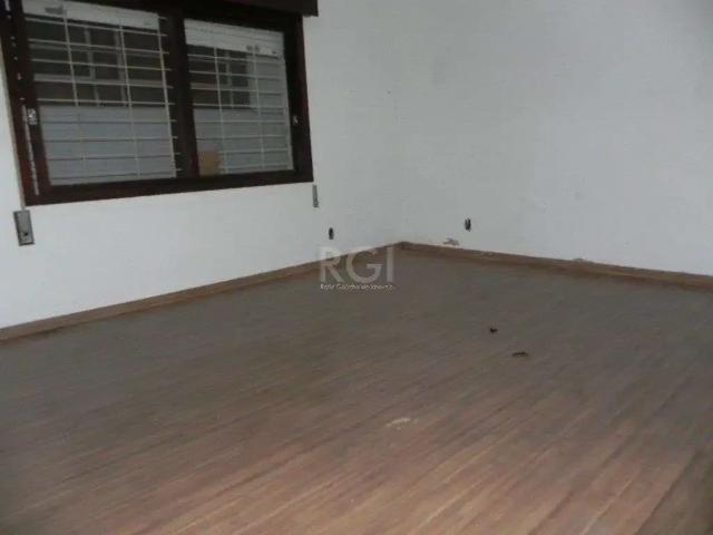Casa / Sobrado para Venda em Porto Alegre/RS Jardim Itu 4 Quartos