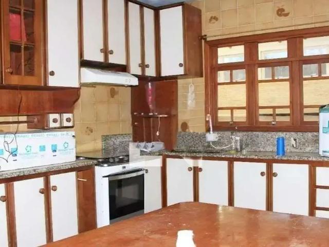 Casa / Sobrado para Venda em Porto Alegre/RS Jardim Leopoldina 4 Quartos