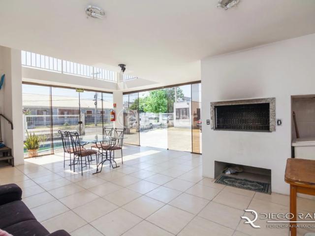 Casa / Sobrado para Venda em Porto Alegre/RS Jardim Leopoldina 3 Quartos