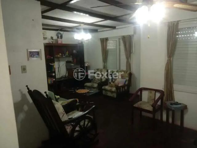 Casa / Sobrado para Venda em Porto Alegre/RS Jardim Leopoldina 3 Quartos