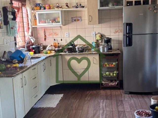 Casa / Sobrado para Venda em Porto Alegre/RS Jardim Leopoldina 3 Quartos