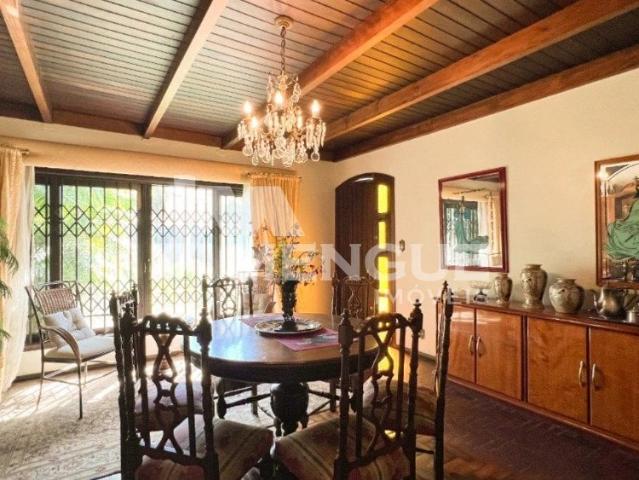 Casa / Sobrado para Venda em Porto Alegre/RS Jardim Lindóia 4 Quartos