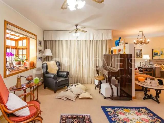 Casa / Sobrado para Venda em Porto Alegre/RS Jardim Lindóia 4 Quartos