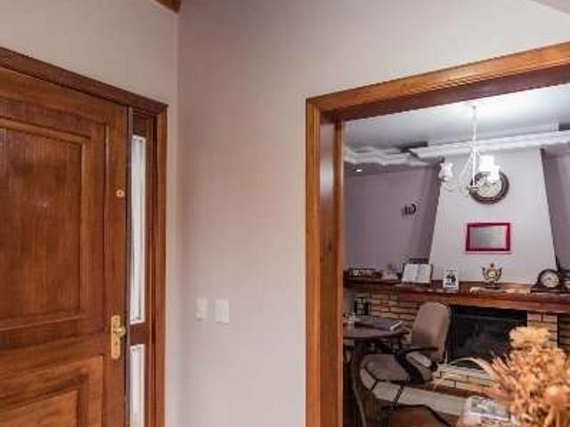 Casa / Sobrado para Venda em Porto Alegre/RS Jardim Lindóia 4 Quartos