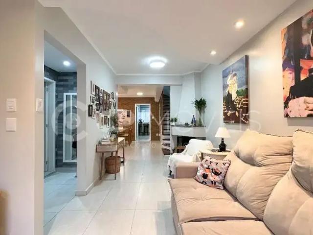 Casa / Sobrado para Venda em Porto Alegre/RS Jardim Lindóia 4 Quartos
