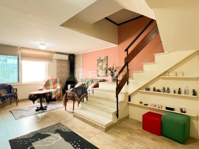 Casa / Sobrado para Venda em Porto Alegre/RS Jardim Lindóia 4 Quartos