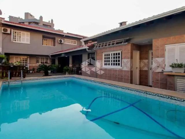 Casa / Sobrado para Venda em Porto Alegre/RS Jardim Lindóia 4 Quartos