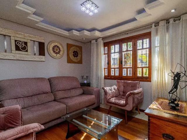 Casa / Sobrado para Venda em Porto Alegre/RS Jardim Lindóia 4 Quartos