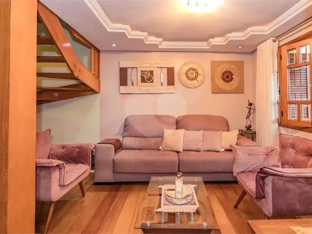 Casa / Sobrado para Venda em Porto Alegre/RS Jardim Lindóia 4 Quartos