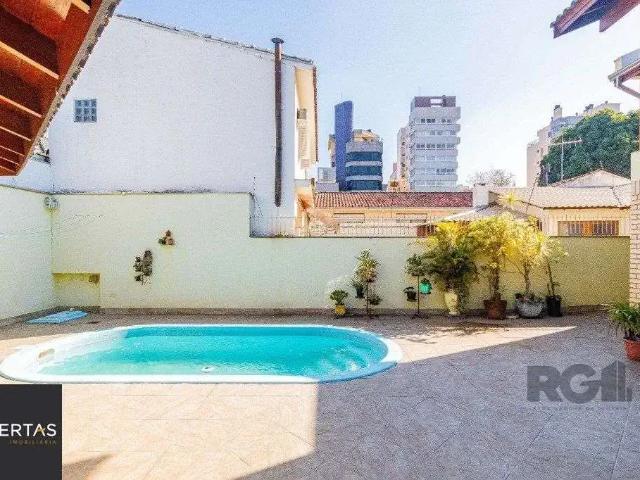 Casa / Sobrado para Venda em Porto Alegre/RS Jardim Lindóia 4 Quartos
