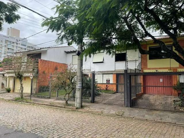 Casa / Sobrado para Venda em Porto Alegre/RS Jardim Lindóia 4 Quartos