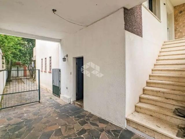 Casa / Sobrado para Venda em Porto Alegre/RS Jardim Lindóia 4 Quartos