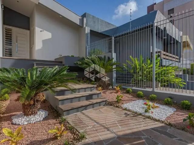 Casa / Sobrado para Venda em Porto Alegre/RS Jardim Lindóia 3 Quartos