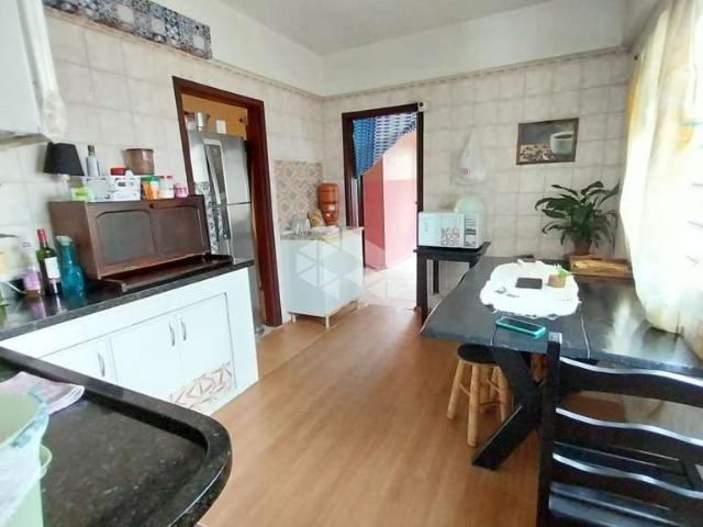 Casa / Sobrado para Venda em Porto Alegre/RS Jardim Lindóia 3 Quartos