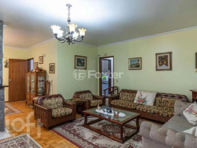 Casa / Sobrado para Venda em Porto Alegre/RS Jardim Lindóia 3 Quartos