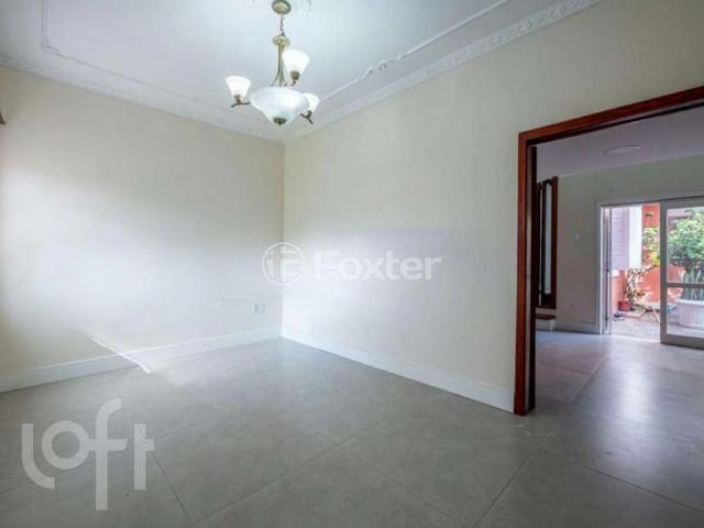 Casa / Sobrado para Venda em Porto Alegre/RS Jardim Lindóia 3 Quartos