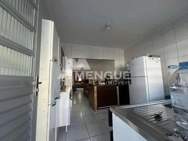 Casa / Sobrado para Venda em Porto Alegre/RS Jardim Lindóia 3 Quartos