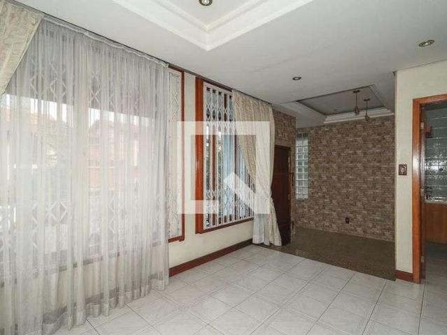Casa / Sobrado para Venda em Porto Alegre/RS Jardim Lindóia 3 Quartos