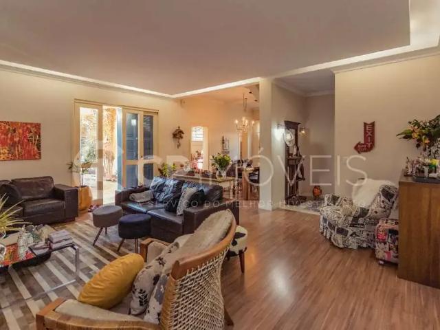 Casa / Sobrado para Venda em Porto Alegre/RS Jardim Lindóia 3 Quartos