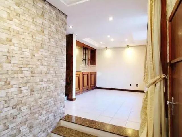 Casa / Sobrado para Venda em Porto Alegre/RS Jardim Lindóia 3 Quartos