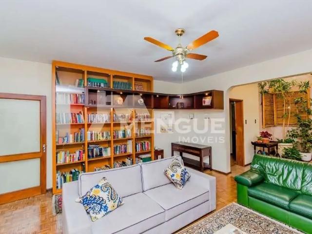 Casa / Sobrado para Venda em Porto Alegre/RS Jardim Lindóia 3 Quartos