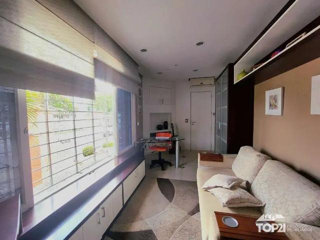 Casa / Sobrado para Venda em Porto Alegre/RS Jardim Lindóia 3 Quartos