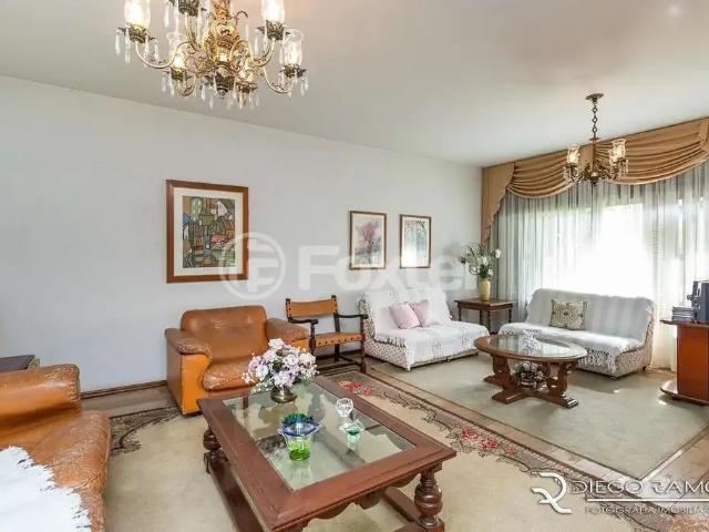 Casa / Sobrado para Venda em Porto Alegre/RS Jardim Lindóia 3 Quartos