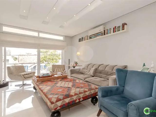 Casa / Sobrado para Venda em Porto Alegre/RS Jardim Lindóia 3 Quartos