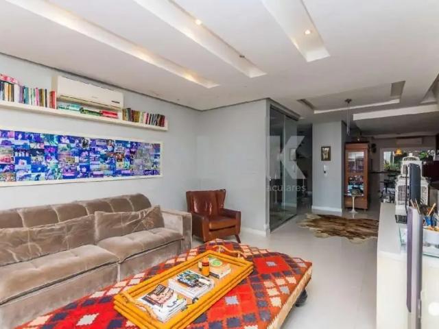 Casa / Sobrado para Venda em Porto Alegre/RS Jardim Lindóia 3 Quartos