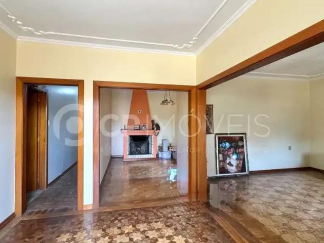 Casa / Sobrado para Venda em Porto Alegre/RS Jardim Lindóia 3 Quartos