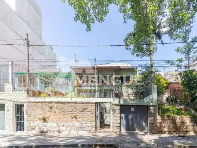 Casa / Sobrado para Venda em Porto Alegre/RS Jardim São Pedro 3 Quartos