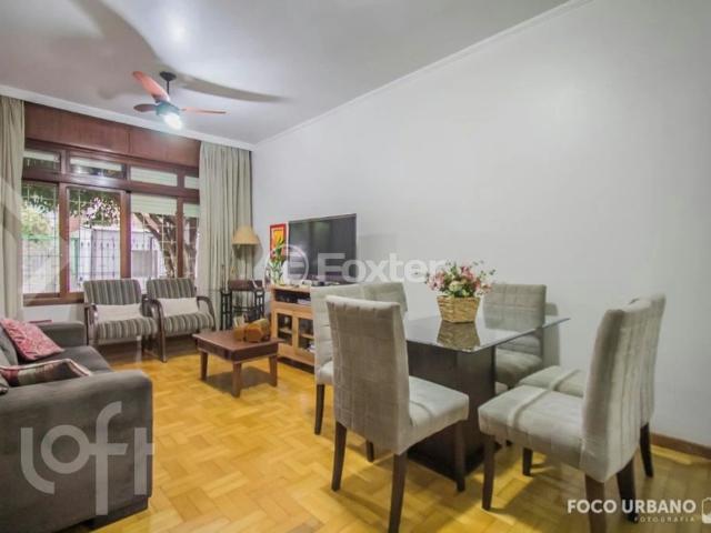 Casa / Sobrado para Venda em Porto Alegre/RS Jardim São Pedro 4 Quartos