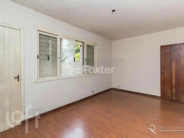 Casa / Sobrado para Venda em Porto Alegre/RS Jardim Sabará 3 Quartos