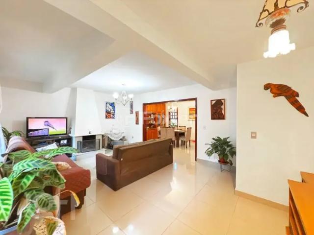 Casa / Sobrado para Venda em Porto Alegre/RS Jardim Sabará 3 Quartos