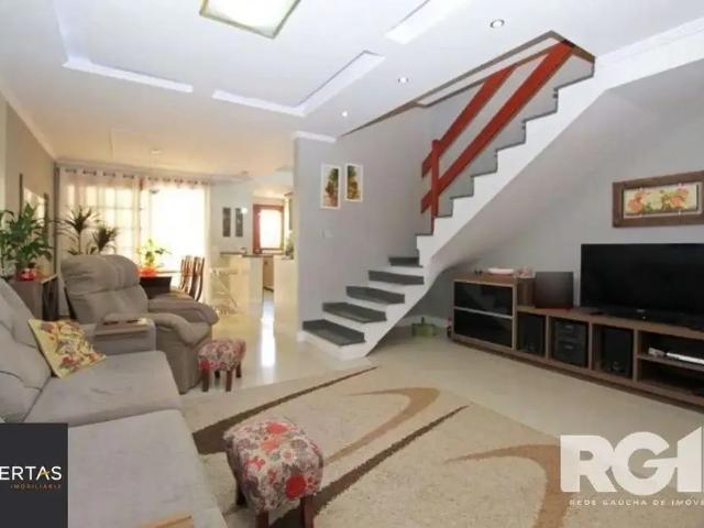 Casa / Sobrado para Venda em Porto Alegre/RS Jardim Planalto 3 Quartos